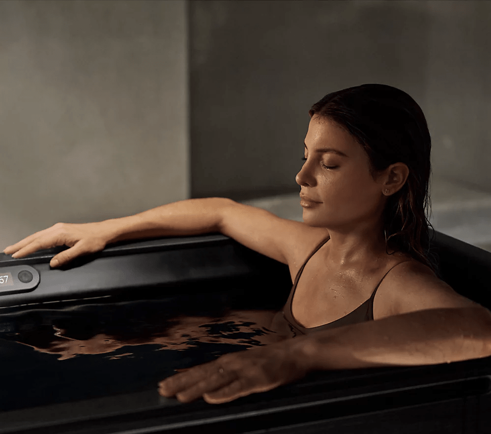 Is Taking an Ice Bath Beneficial to Your Mental Health? The Benefits of Ice Baths, Cold Water Immersion, and Mental Health - Heracles Wellness